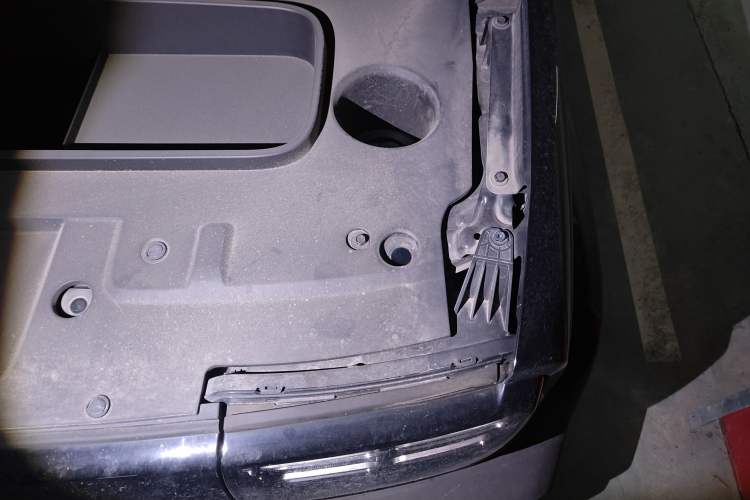 Used Baojun Spark 2024 Intelligent Premium Edition Engine Bay Left