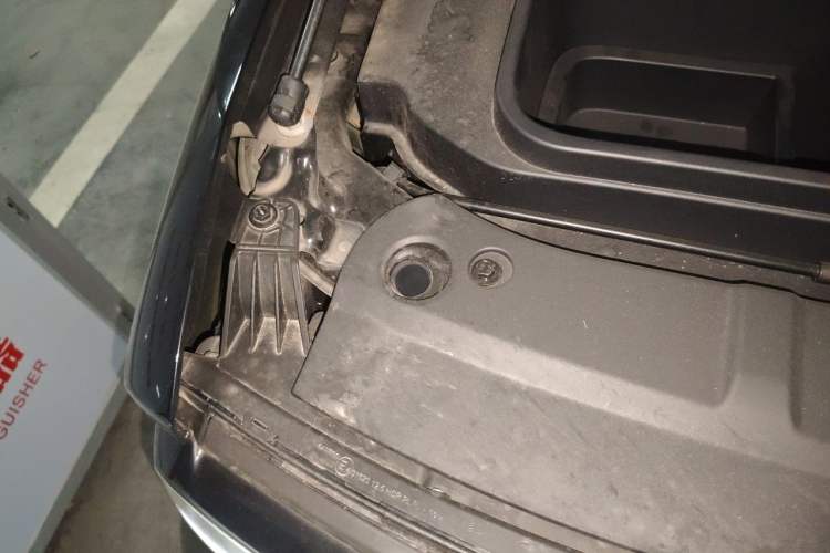Used Baojun Spark 2024 Intelligent Premium Edition Engine Bay Right