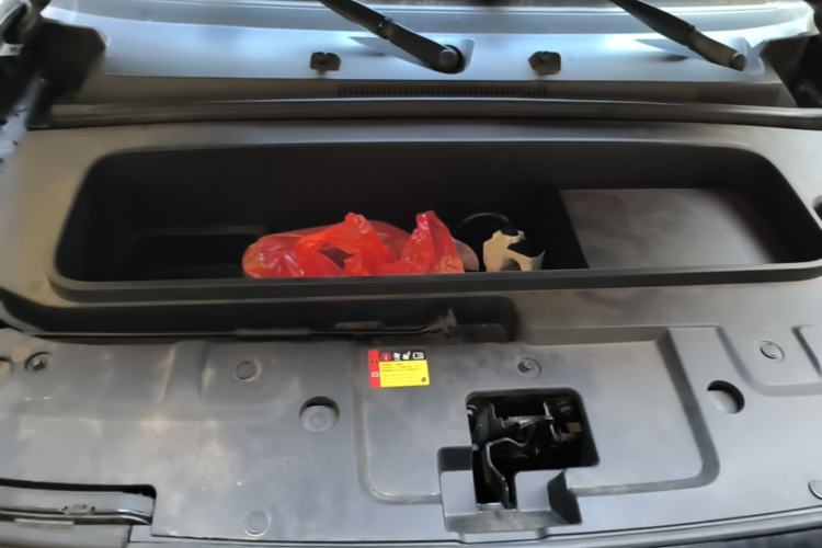 Used Baojun Spark 2024 Flagship Edition Engine Bay