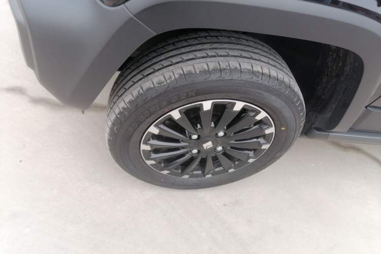 Used Baojun Spark 2024 Flagship Edition Exterior 4