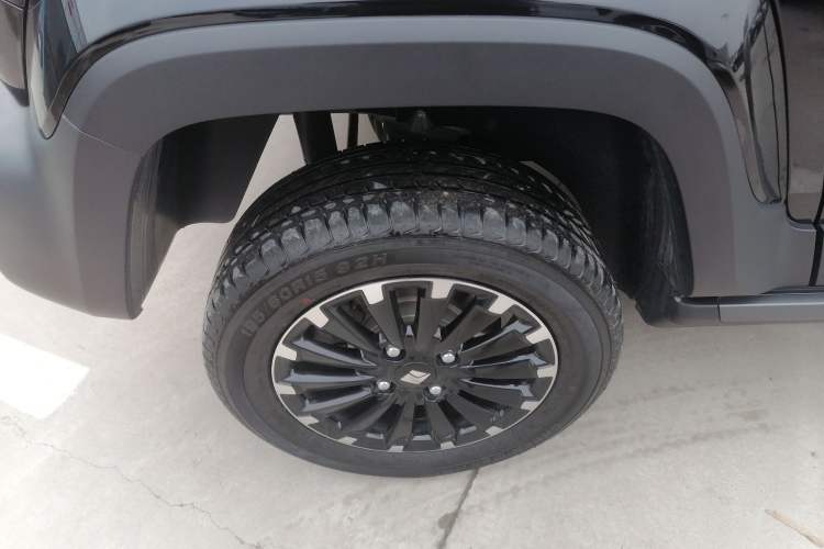 Used Baojun Spark 2024 Flagship Edition Exterior 5
