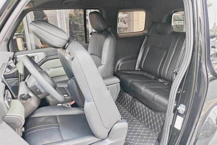 Used Baojun Spark 2024 Flagship Edition Interior 4