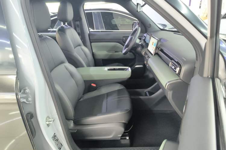 Used Baojun Spark 2024 Flagship Edition Right Front Seat