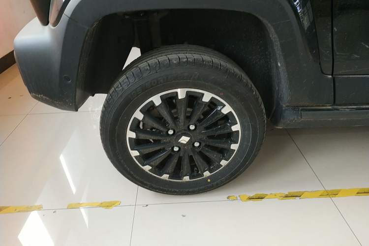 Used Baojun Spark 2024 Intelligent Premium Edition Right Rear Wheel Hub