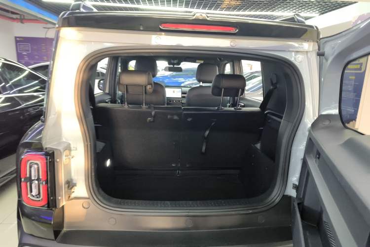 Used Baojun Spark 2024 Flagship Edition Trunk