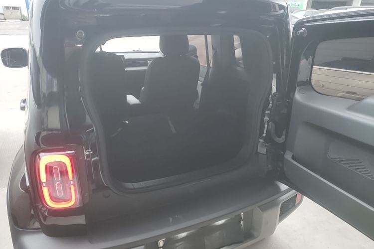 Used Baojun Spark 2024 Flagship Edition Trunk