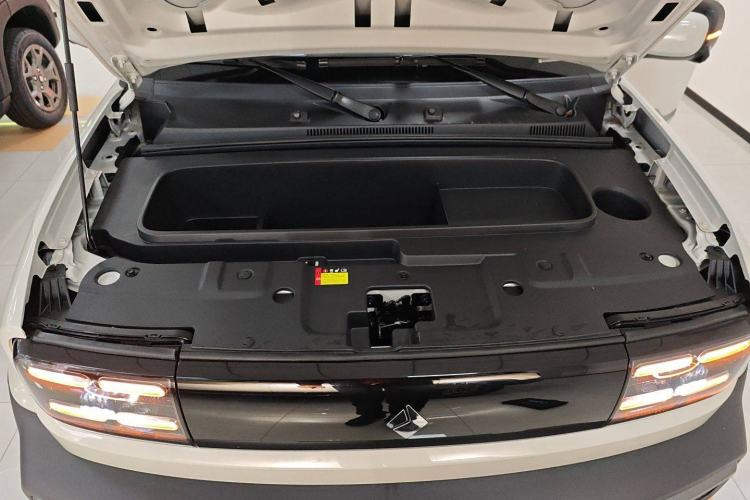 Used Baojun Spark 2024 Flagship Edition Engine Bay