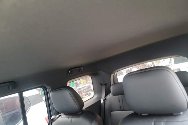 Used Baojun Spark 2024 Flagship Edition Headliner