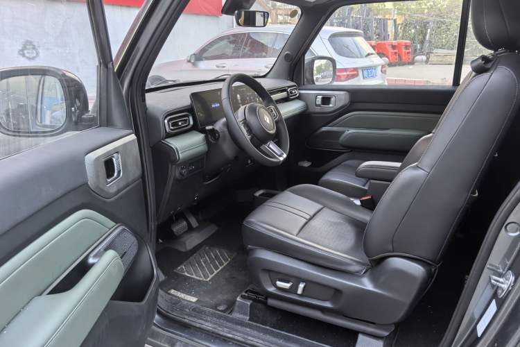 Used Baojun Spark 2024 Flagship Edition Interior 1