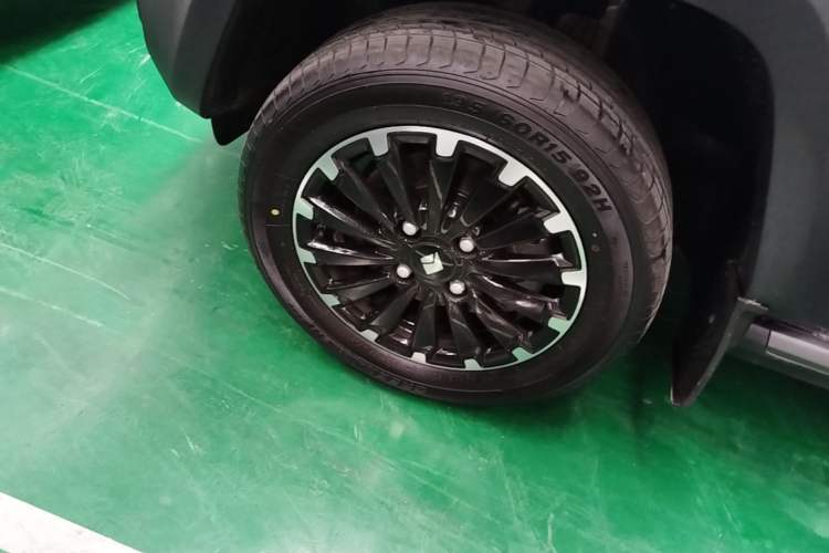Used Baojun Spark 2024 Flagship Edition Left Front Wheel Hub