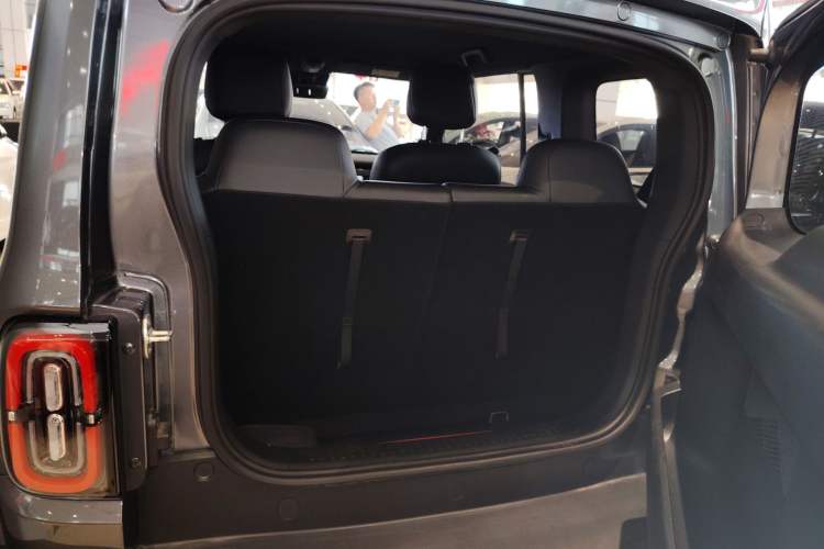 Used Baojun Spark 2024 Flagship Edition Trunk