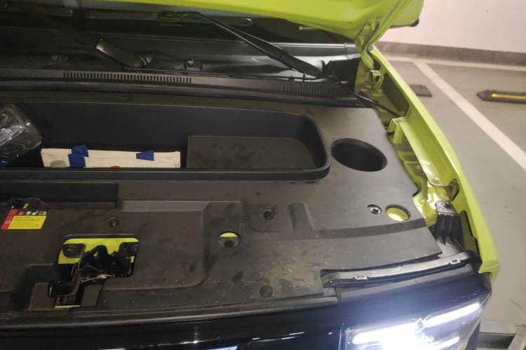 Used Baojun Spark 2024 Intelligent Premium Edition Engine Bay Left