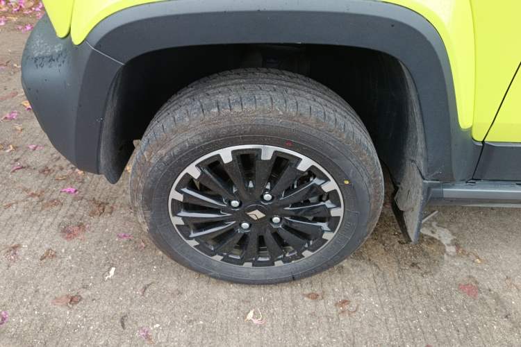 Used Baojun Spark 2024 Flagship Edition Left Front Wheel Hub