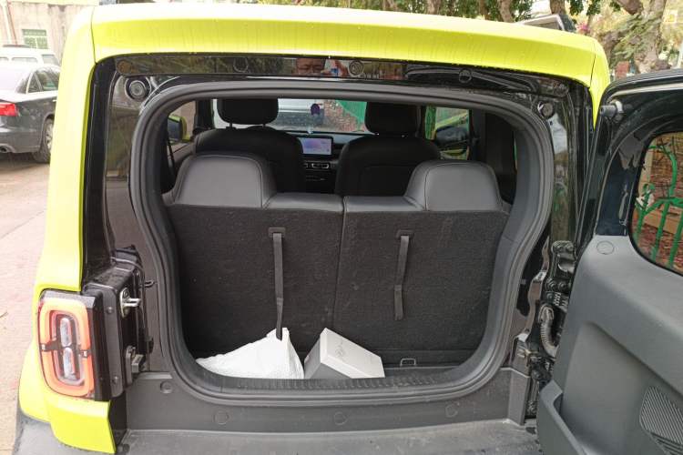 Used Baojun Spark 2024 Flagship Edition Trunk