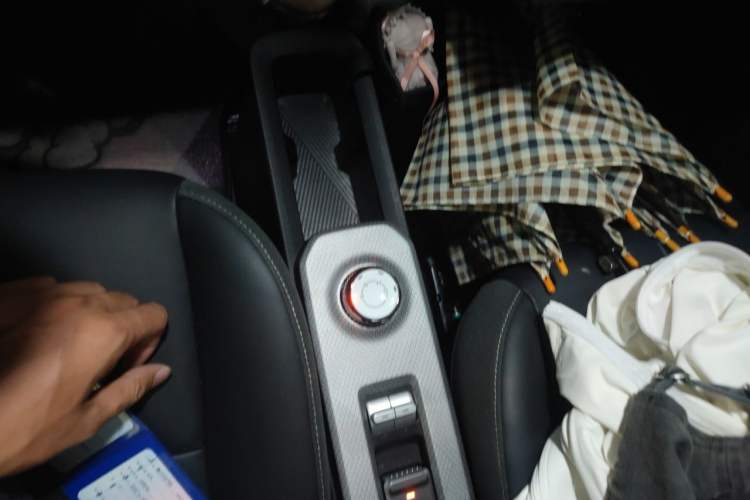 Used Baojun Spark 2024 Intelligent Premium Edition Gear Lever