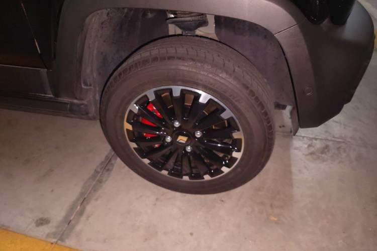 Used Baojun Spark 2024 Intelligent Premium Edition Right Front Wheel Hub