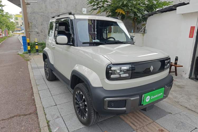 Used Baojun Spark 2024 Flagship Edition Front Right 45 Deg