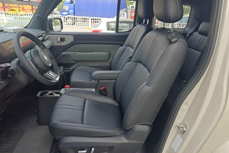 Used Baojun Spark 2024 Flagship Edition Left Front Seat