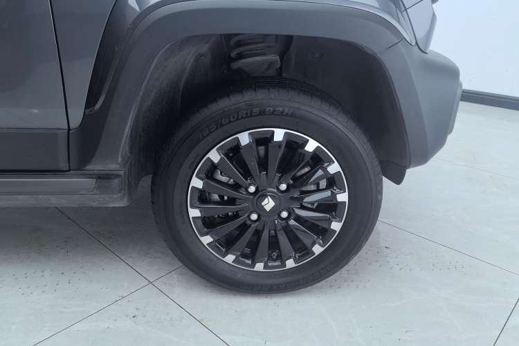 Used Baojun Spark 2024 Flagship Edition Left Front Wheel Hub