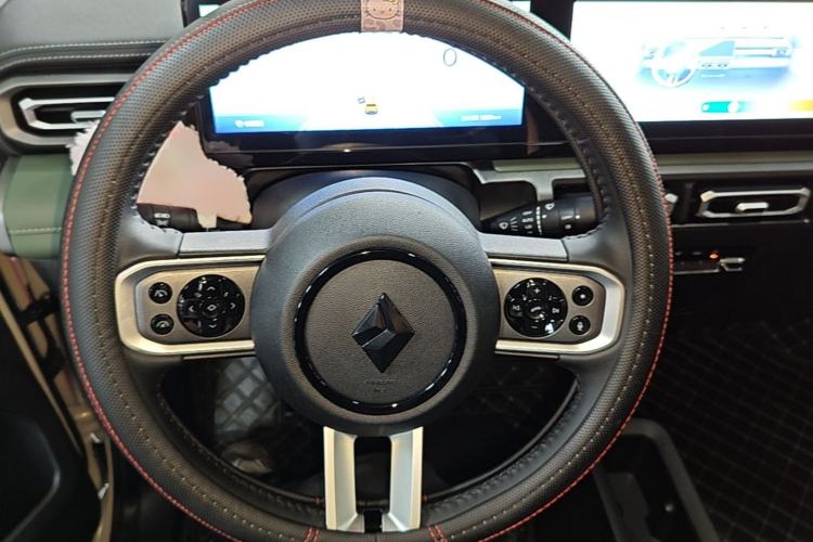 Used Baojun Spark 2024 Intelligent Premium Edition Steering Wheel