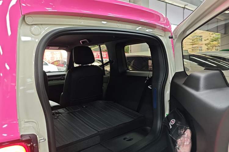 Used Baojun Spark 2024 Intelligent Premium Edition Trunk