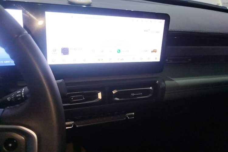 Used Baojun Spark 2024 Flagship Edition Audio And AC Panel