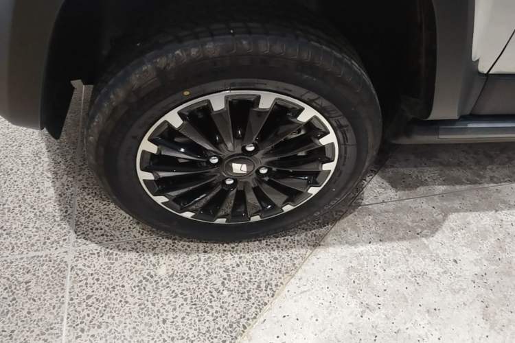 Used Baojun Spark 2024 Flagship Edition Left Front Wheel Hub