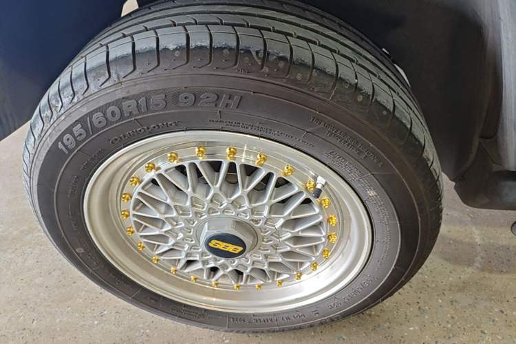 Used Baojun Spark 2024 Intelligent Premium Edition Right Rear Wheel Hub