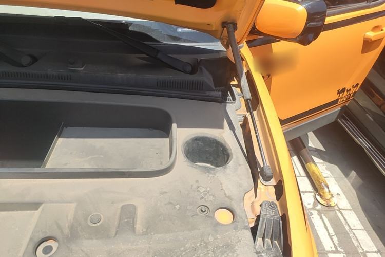 Used Baojun Spark 2024 Flagship Edition Engine Bay Left