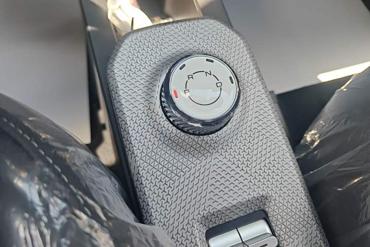 Used Baojun Spark 2025 Model 2nd Anniversary Edition Gear Lever