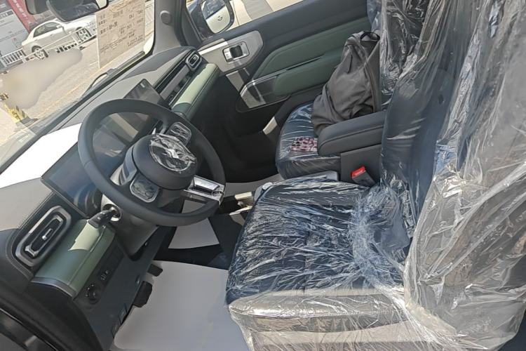Used Baojun Spark 2025 Model 2nd Anniversary Edition Left Front Seat