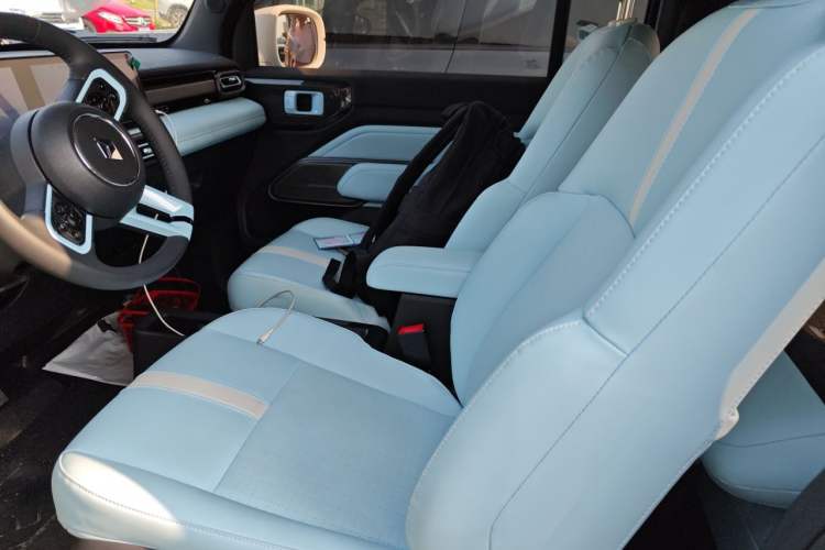 Used Baojun Spark 2025 Model 2nd Anniversary Edition Left Front Seat