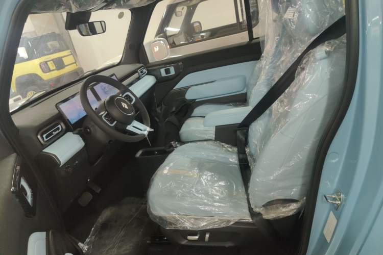 Used Baojun Spark 2025 Model 2nd Anniversary Edition Left Front Seat
