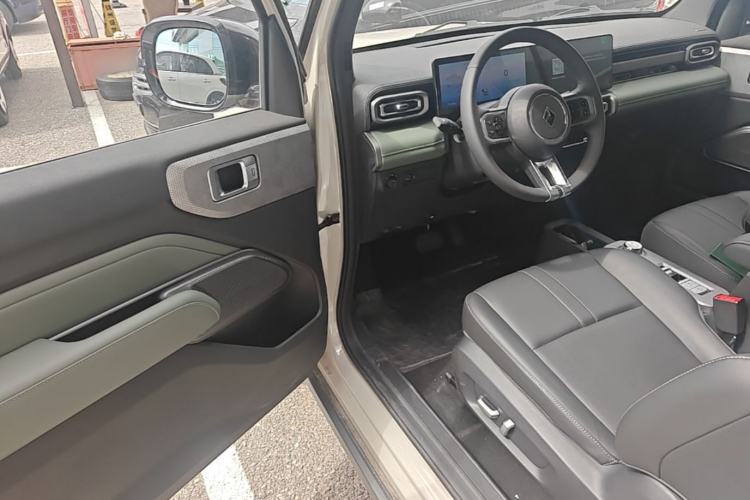 Used Baojun Spark 2025 Model 2nd Anniversary Edition Driver Seat