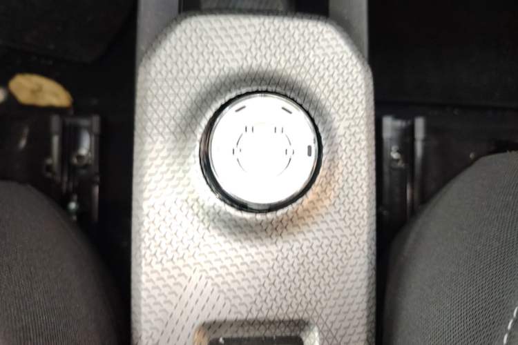 Used Baojun Spark 2025 Model 2nd Anniversary Edition Gear Lever