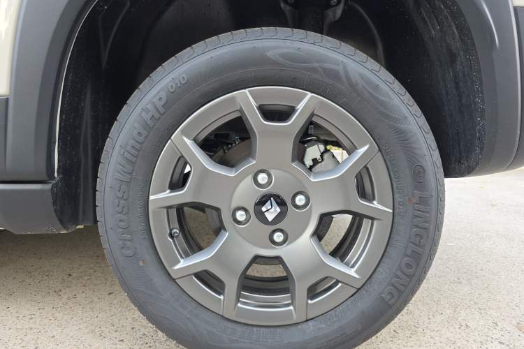 Used Baojun Spark EUV 2026 301km Flagship Edition Exterior 11