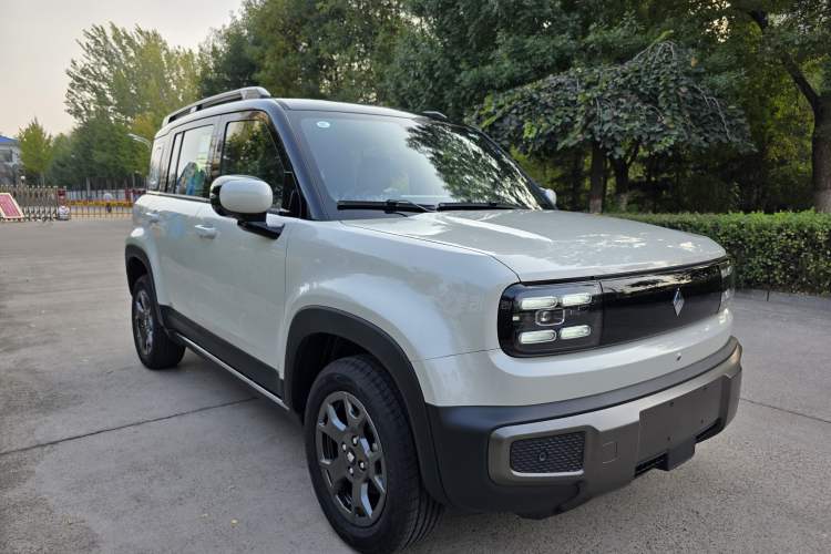 Used Baojun Spark EUV 2026 301km Flagship Edition Exterior 2