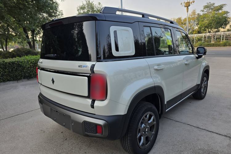 Used Baojun Spark EUV 2026 301km Flagship Edition Exterior 3