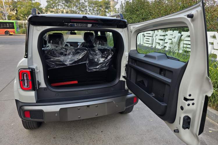 Used Baojun Spark EUV 2026 301km Flagship Edition Trunk