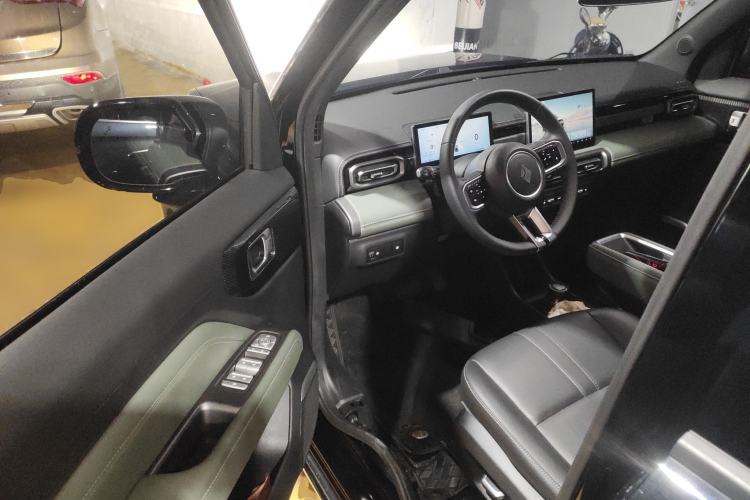 Used Baojun Spark EUV 2024 Prestige Edition 4 Seats Driver Seat