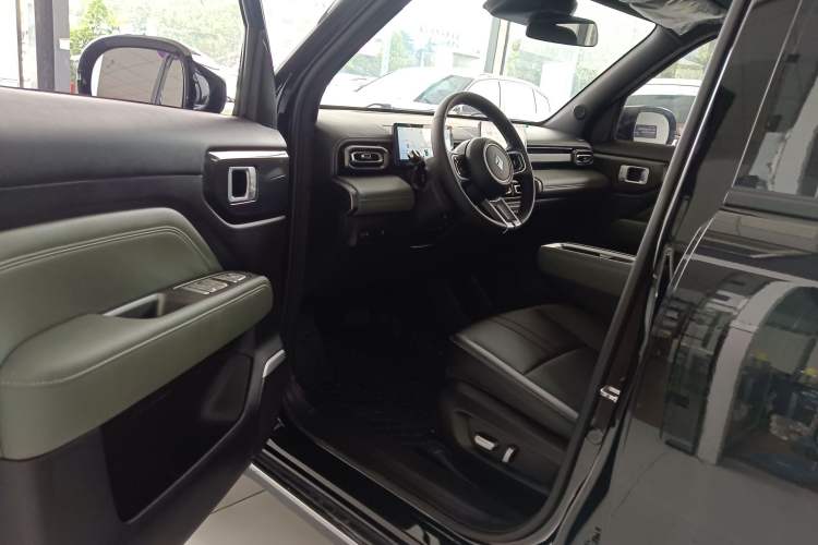 Used Baojun Spark EUV 2024 Prestige Edition 4 Seats Driver Seat