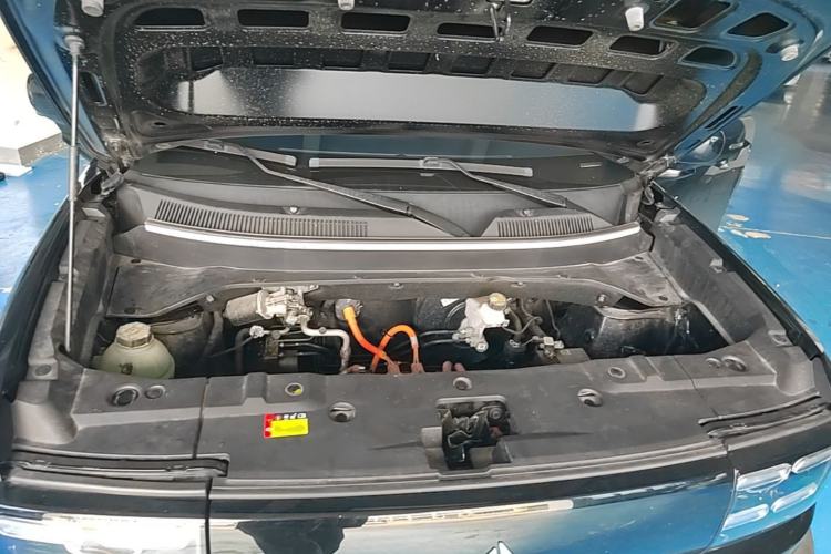Used Baojun Spark EUV 2024 Flagship Edition 4 Seats Engine Bay