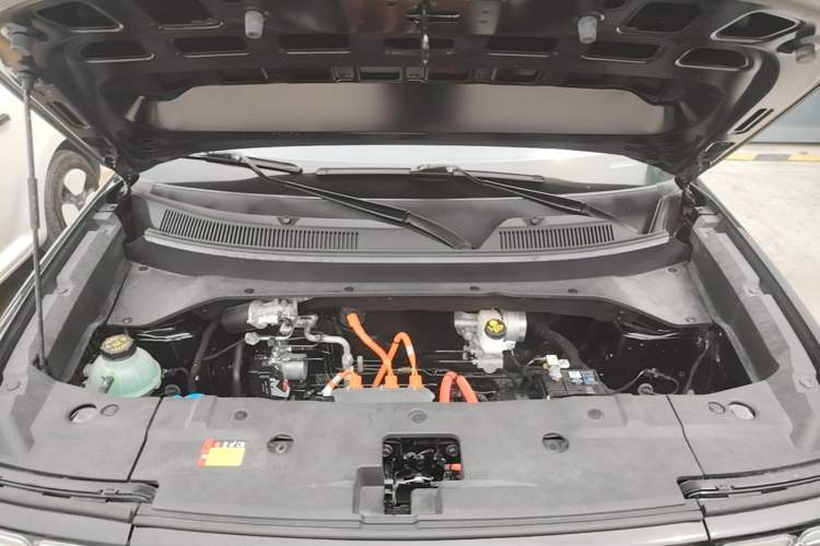 Used Baojun Spark EUV 2024 Prestige Edition 4 Seats Engine Bay