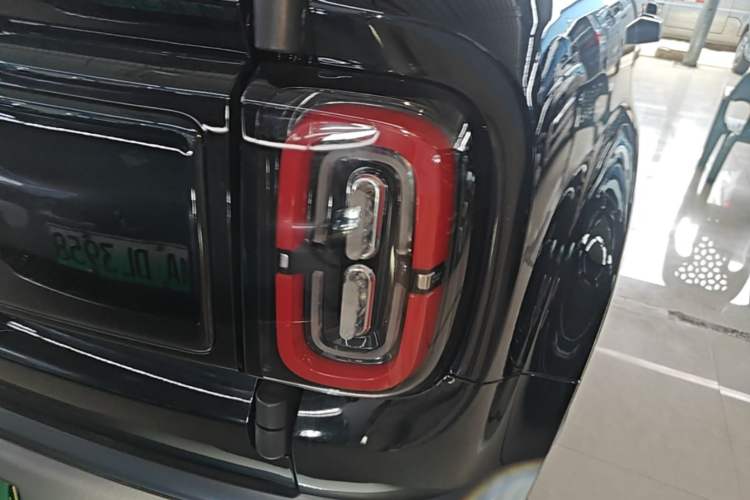 Used Baojun Spark EUV 2024 Prestige Edition 4 Seats Exterior 3