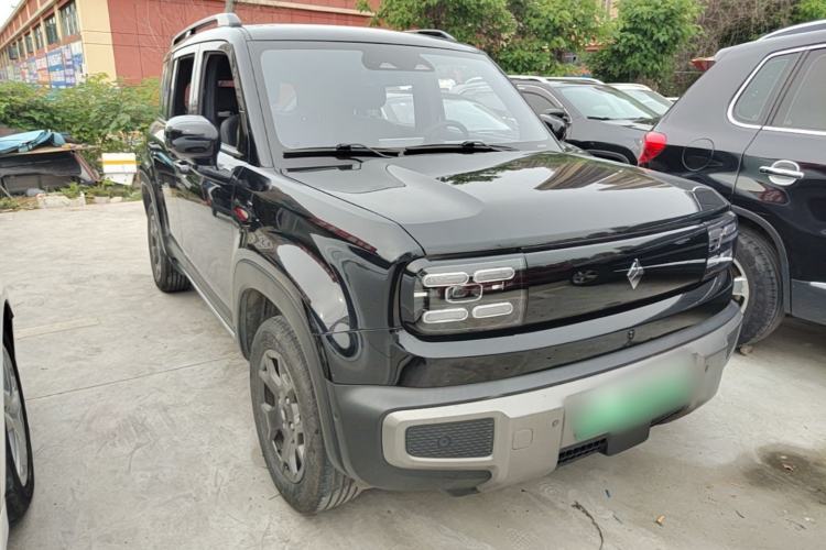 Used Baojun Spark EUV 2024 Prestige Edition 4 Seats Front Right 45 Deg