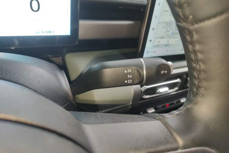 Used Baojun Spark EUV 2024 Prestige Edition 4 Seats Gear Lever