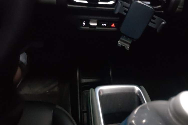 Used Baojun Spark EUV 2024 Prestige Edition 4 Seats Gear Lever
