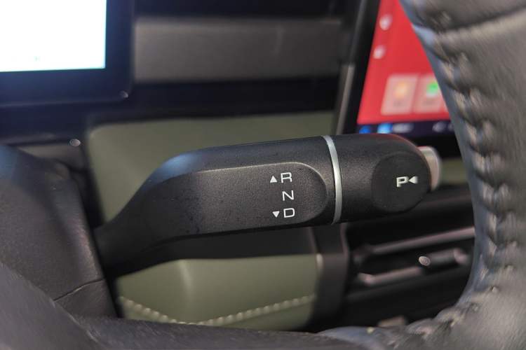 Used Baojun Spark EUV 2024 Flagship Edition 4 Seats Gear Lever