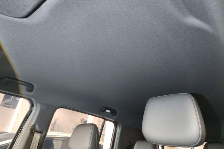 Used Baojun Spark EUV 2024 Prestige Edition 4 Seats Headliner