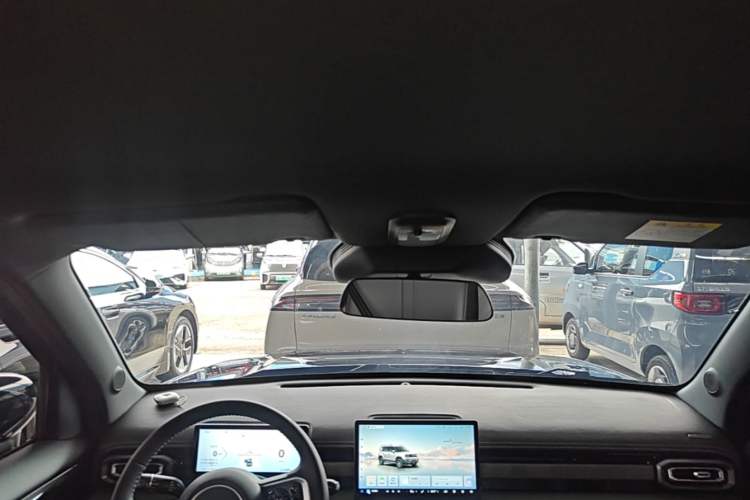 Used Baojun Spark EUV 2024 Prestige Edition 4 Seats Headliner
